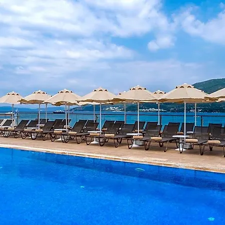 Hotel Trendlife Torba *